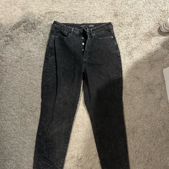 Cute black washed jeans! - Picture 1 of 3